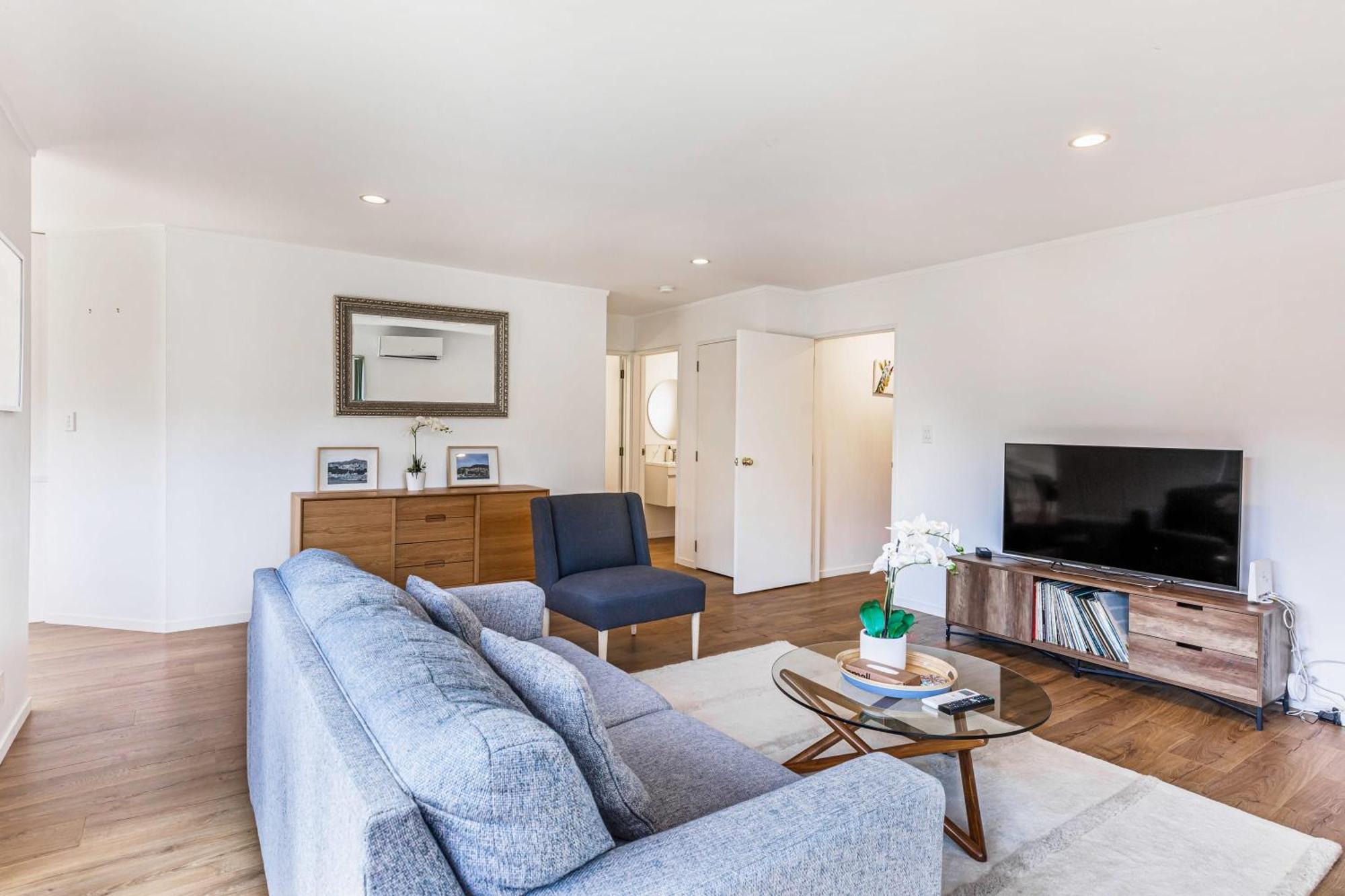 Private And Sunny 3-Bedroom Home With Parking Auckland Buitenkant foto