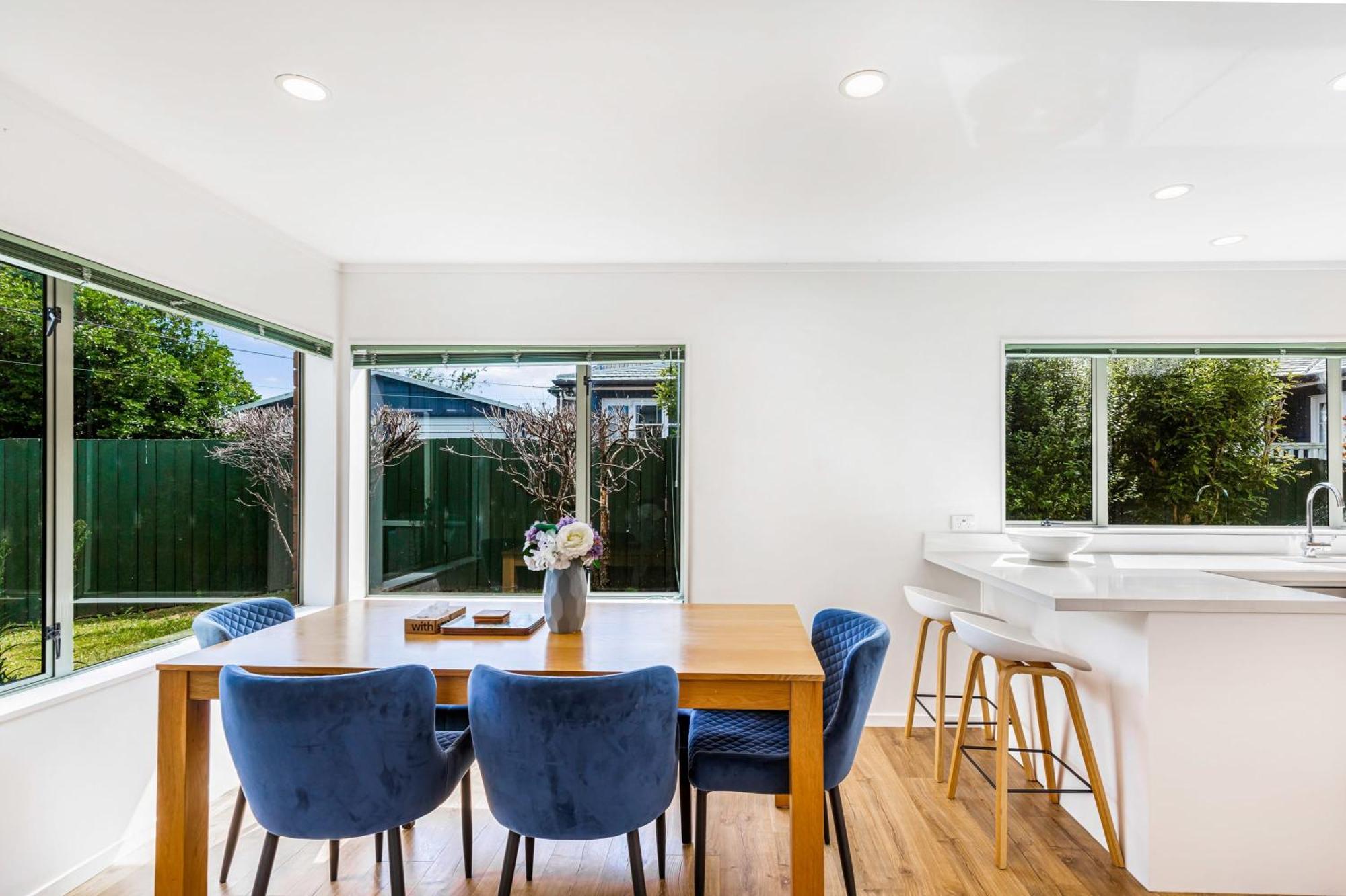 Private And Sunny 3-Bedroom Home With Parking Auckland Buitenkant foto