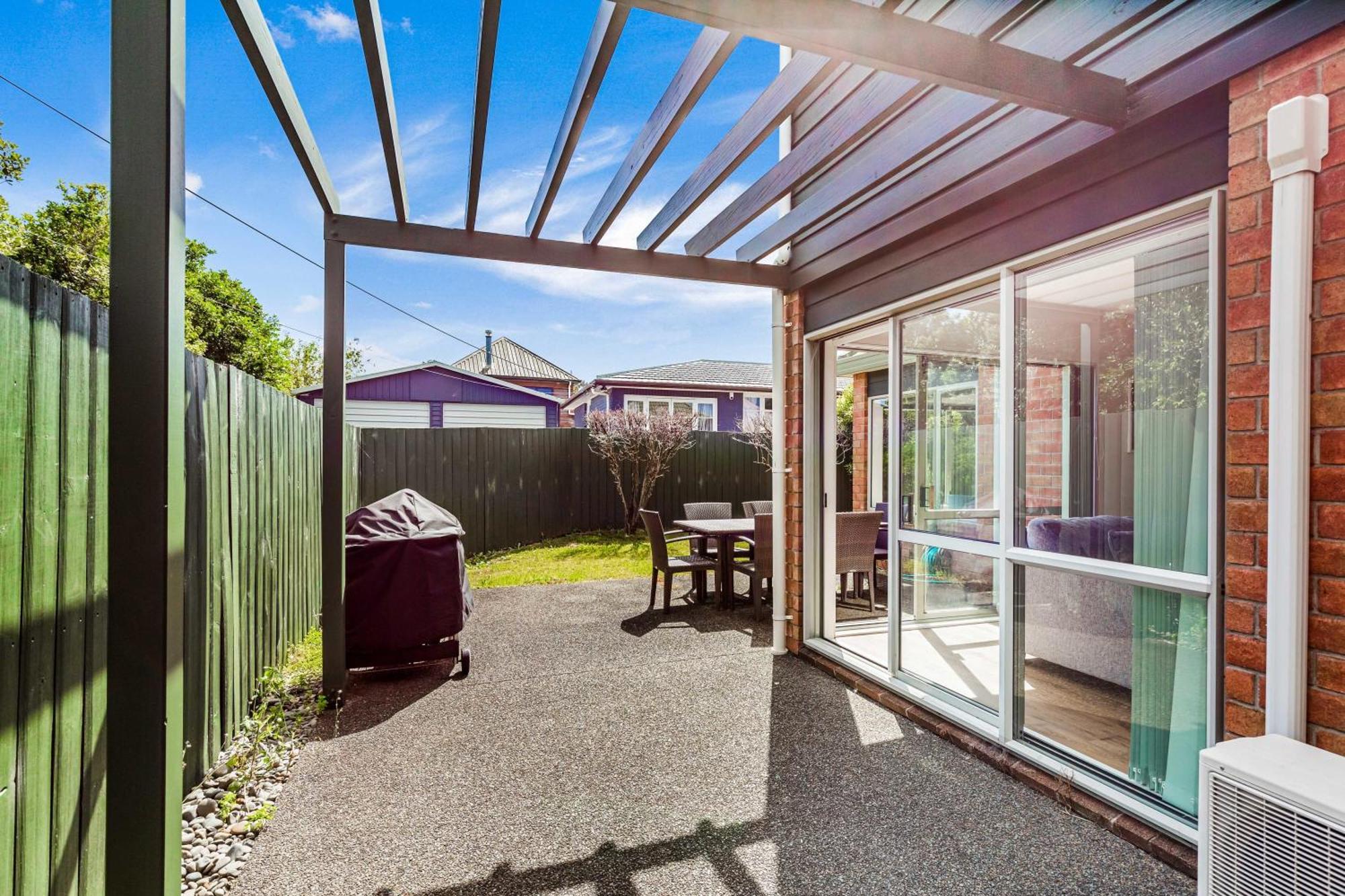 Private And Sunny 3-Bedroom Home With Parking Auckland Buitenkant foto
